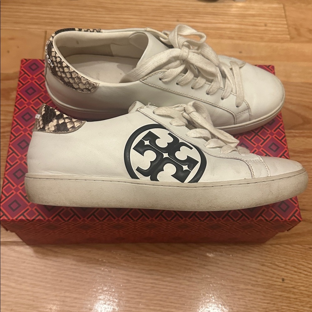 Tory Burch Snow White and Warm Roccia Sneakers